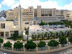 جامعة النجاح تؤجل الامتحانات نظرًا لتوتر الأوضاع في مدينة نابلس