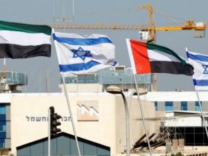 لماذا أعادت فلسطين سفيريها إلى الإمارات والبحرين؟ (تحليل)