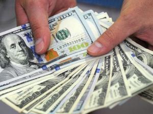 سعر صرف الدولار أمام الشيكل "الإسرائيلي"