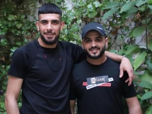عائلة المطارد اشتية تحمل السلطة المسؤولية عن حياته