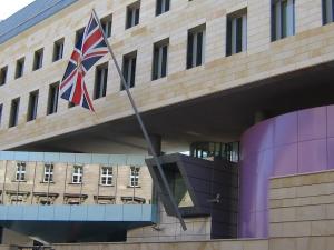 الجامعة العربية تحذِّر من تداعيات نقل بريطانيا سفارتها للقدس
