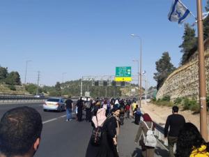 حشد كبير بأراضي 48 نحو الأقصى وتحذير مما ستؤول له الأوضاع