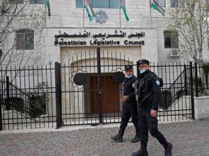 لجنة الانتخابات المركزية تستقبل طلبات الترشح للانتخابات التشريعية السبت المقبل