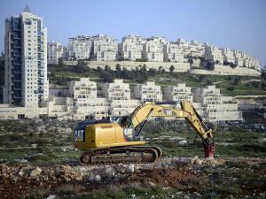 بدء تنفيذ مخطط لبناء حي استيطاني ضخم شمالي القدس رغم المعارضة الدولية