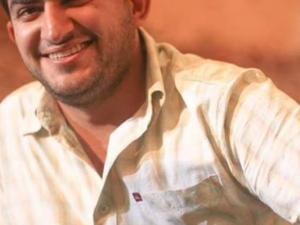 الاحتلال ينصب كمينا للصحافي بني مفلح ويعتقله