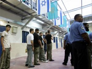 الحكم على مقدسي 