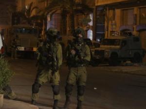 إصابة فتى في جنين ومواجهات واعتقالات بالضفة