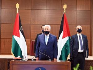 عباس يمدد "الطوارئ" للشهر التاسع