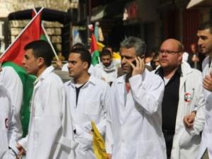 نقابة الأطباء تستجيب لقرار العليا وتقر برنامجا احتجاجيا