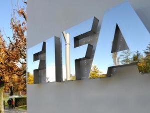 الفيفا يراقب أزمة الاتحاد الأرجنتيني لكرة القدم