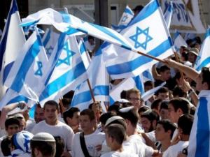 تحذيرات من تصعيد واسع.. المستوطنون يستعدون لـ 14 مسيرة أعلام في الضفة غداً
