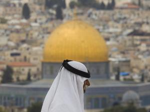 تقدير إسرائيلي يقرأ أبعاد منح المقدسيين جنسية إسرائيلية