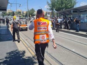 إصابة مجندين أحدهما خطيرة في حادثة طعن شرق القدس