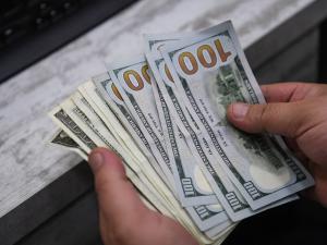 الدولار ينخفض مقابل الشيقل اليوم السبت 20/6/2020