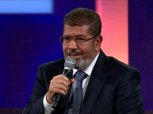 جامعة مصريّة تفصل مرسي من عمله لانقطاعه عن العمل