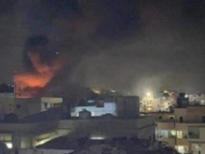 ضحايا جرّاء الانفجار بمخيم البرج الشمالي بلبنان