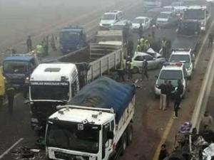 55 قتيلاً وجريحاً في حادث سير بالجزائر