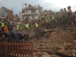 الرئيس يعزّي بضحايا زلزال نيبال