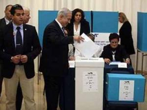 على كفة الميزان