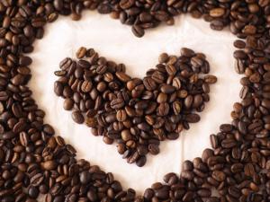 قلِّلوا من القهوة قبل الحمل وإلّا..