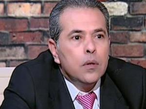 إسقاط عضوية عكاشة من البرلمان المصري