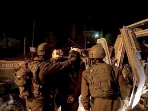 حملة اعتقالات تشنها قوات الاحتلال بالضفة والقدس