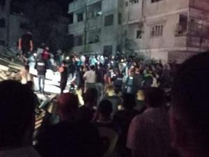 الاحتلال يرتكب مجزرة "بشعة" باستهداف منزل في مخيم الشاطئ غرب مدينة غزة