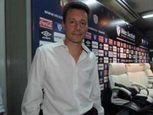 الأرجنتين: باسيداس يتولى تدريب فيليز المتعثر