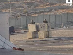 بالفيديو قوات الاحتلال تعدم شابين فلسطينيين وتختطف جثمانيهما في رام الله