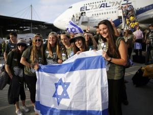 10 آلاف يهودي