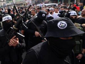 عرين الأسود تدعو المواطنين للخروج إلى الشوارع والاشتباك مع الاحتلال