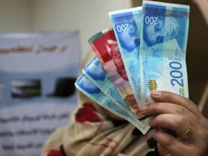 اسرائيل تقتطع 2.5 مليون شيكل من أموال المقاصة الفلسطينية