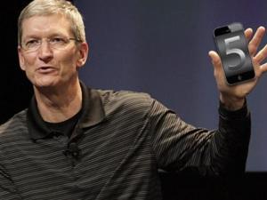 رئيس "أبل" يبيع ساعة من وقته بمزاد